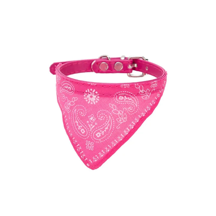 Collier bandana ajustable rose pour chat