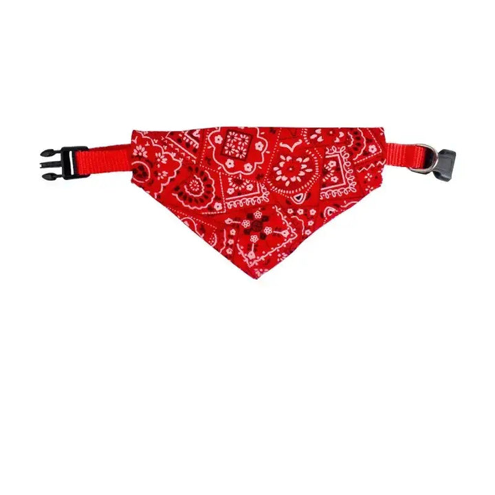 Collier bandana ajustable rouge avec boucle à clip pour chat