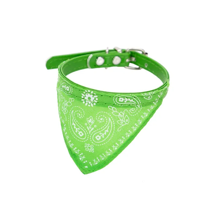 Collier bandana ajustable vert pour chat