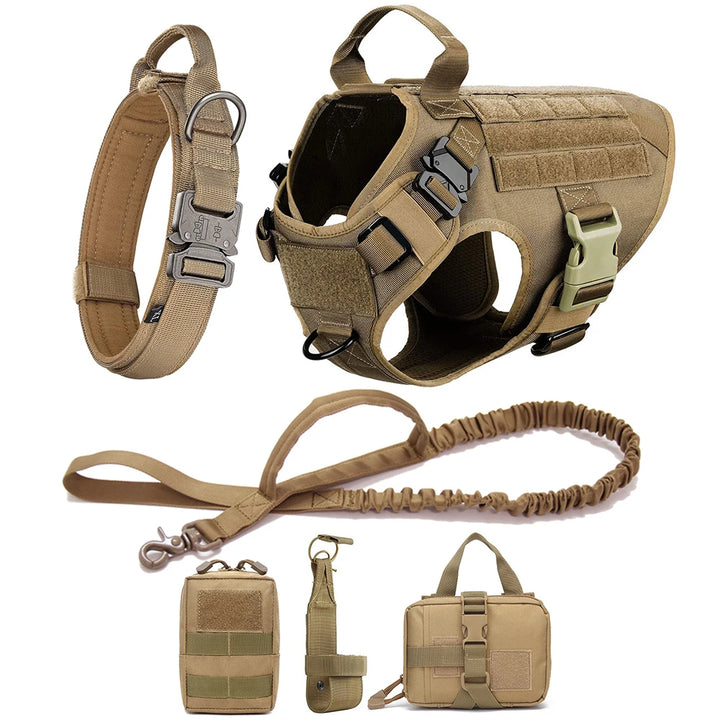 Pack complet harnais tactique beige pour chien avec accessoires et laisse